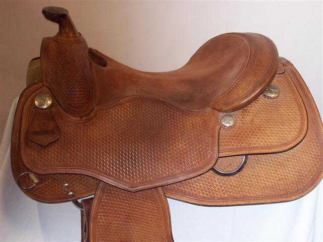 Used Saddle:- Image Number:0
